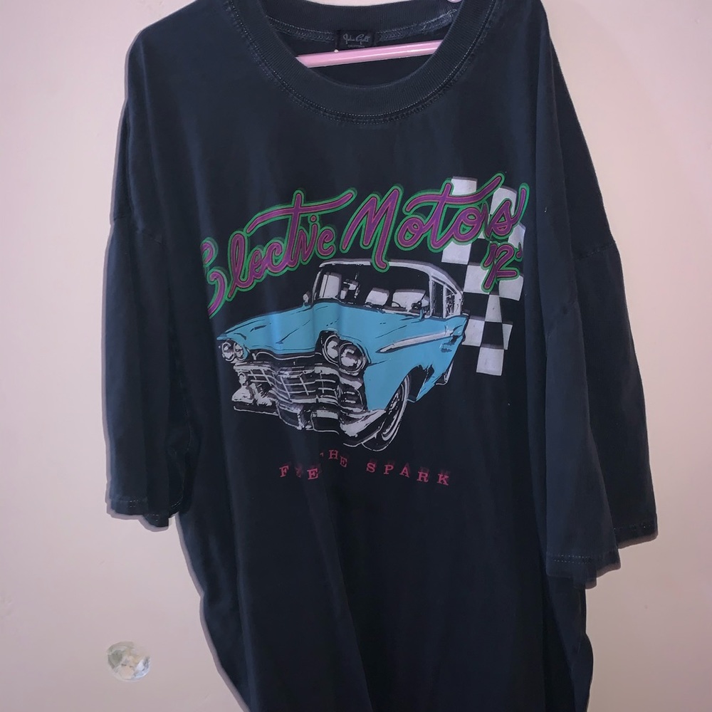Brandy Melville shirt